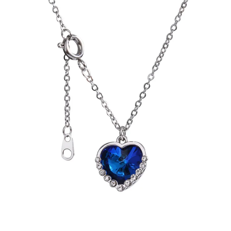

2021 New Arrival Silver Plated Micro Paved CZ Zircon Heart Pendant Necklace Blue Ocean Heart Necklace for Gifts Jewelry
