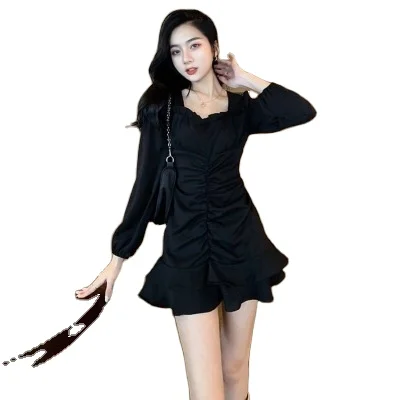 

Royal sister light cooked style dress 2021 spring and autumn new French retro Hepburn style small temperament waist was thinner