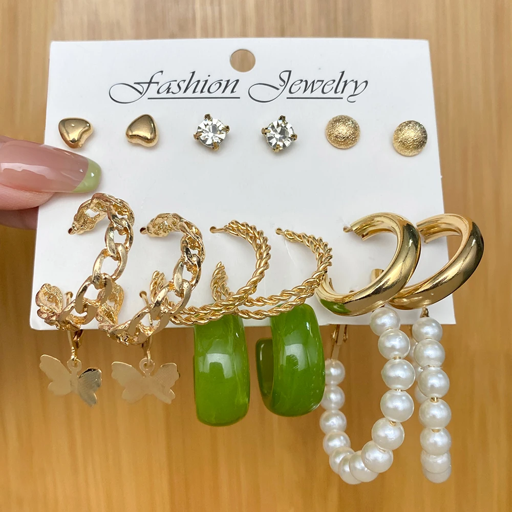 

VKME Bohemian Acrylic Metal Pearl Earring Set Retro Green Circle Metal Chain Pendant Hoop Earring Trend Set