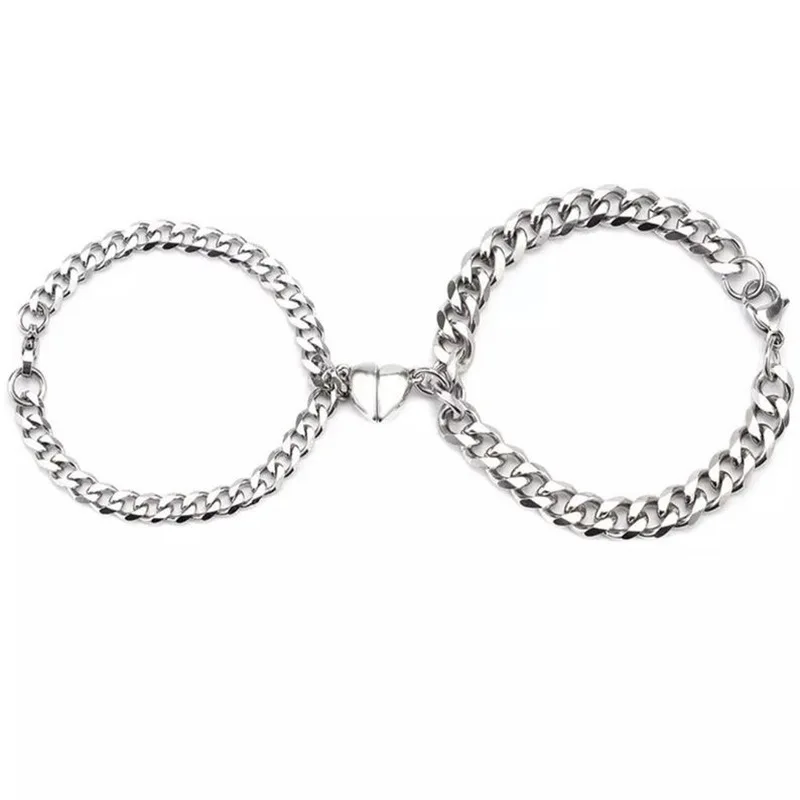 

LYT02 2 PCS / SET Alloy Couple Magnetic Attraction Bracelet Meaningful Bangles Jewelry Heart Pendant Charm Couple Bracelets, 2 colors