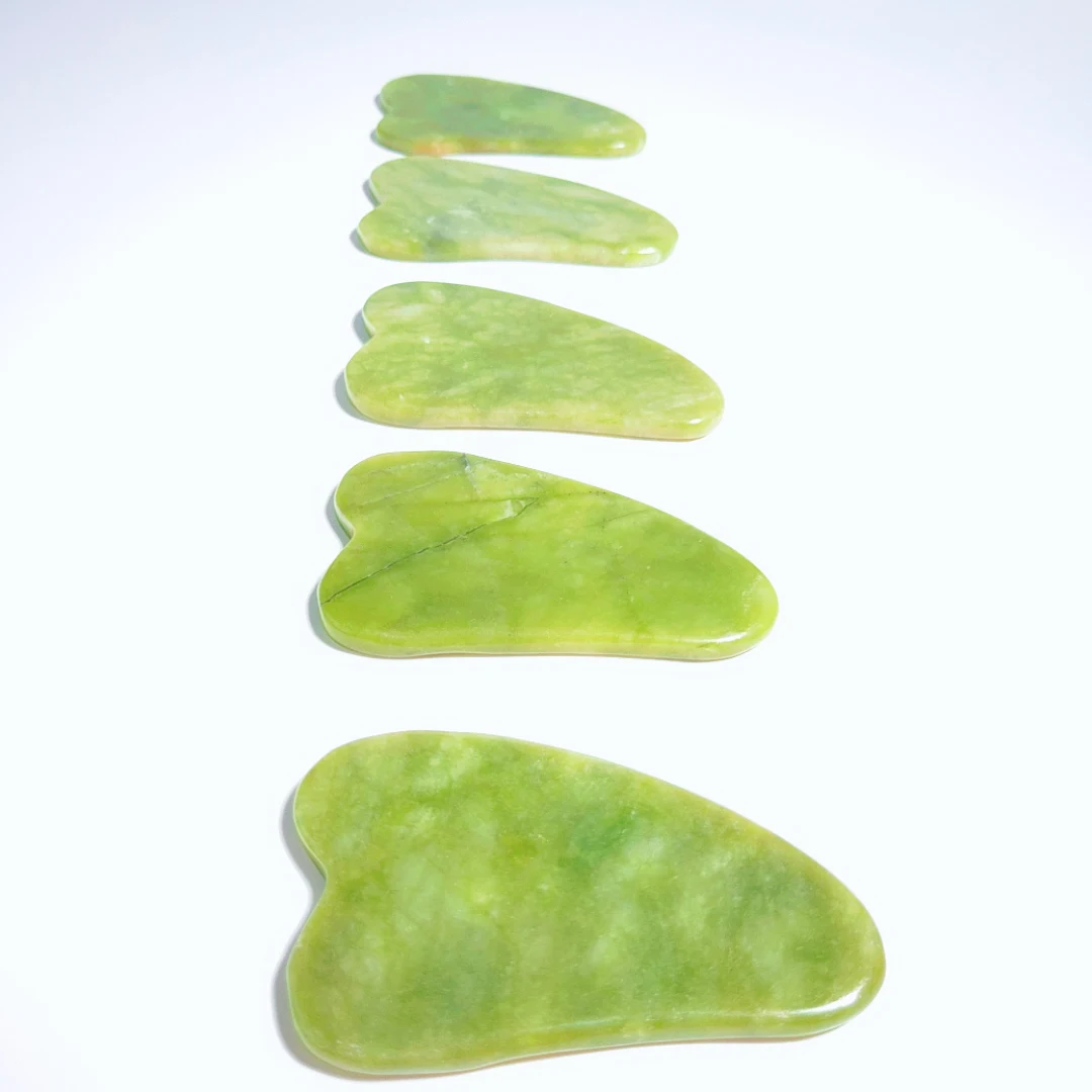 

Good Sell Natural Spiky Xiuyan Jade Gua Sha Scraping Massage Tools for SPA Acupuncture Massage