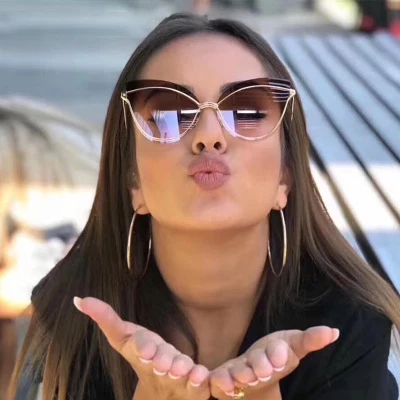 

2020 newest Fashion Luxury Cat eye sunglasses women Retro Designer Oversized Sunglasses for Ladies