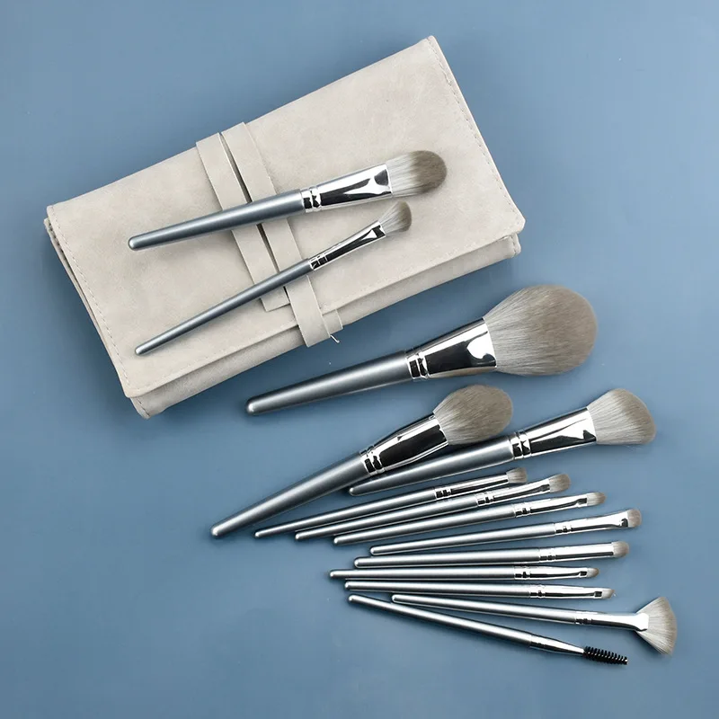 

Wholesale Makeup Brush Private Label 11pcs Soft Dense Synthetic Hair Wood Handle Makeup Brushes Set