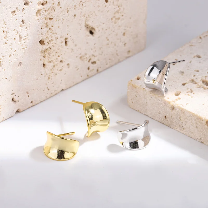 

Ins Wide Irregular C Shape Stud Earrings Women Simple Gold Silver Color Sterling Silver Stud Earrings for Party