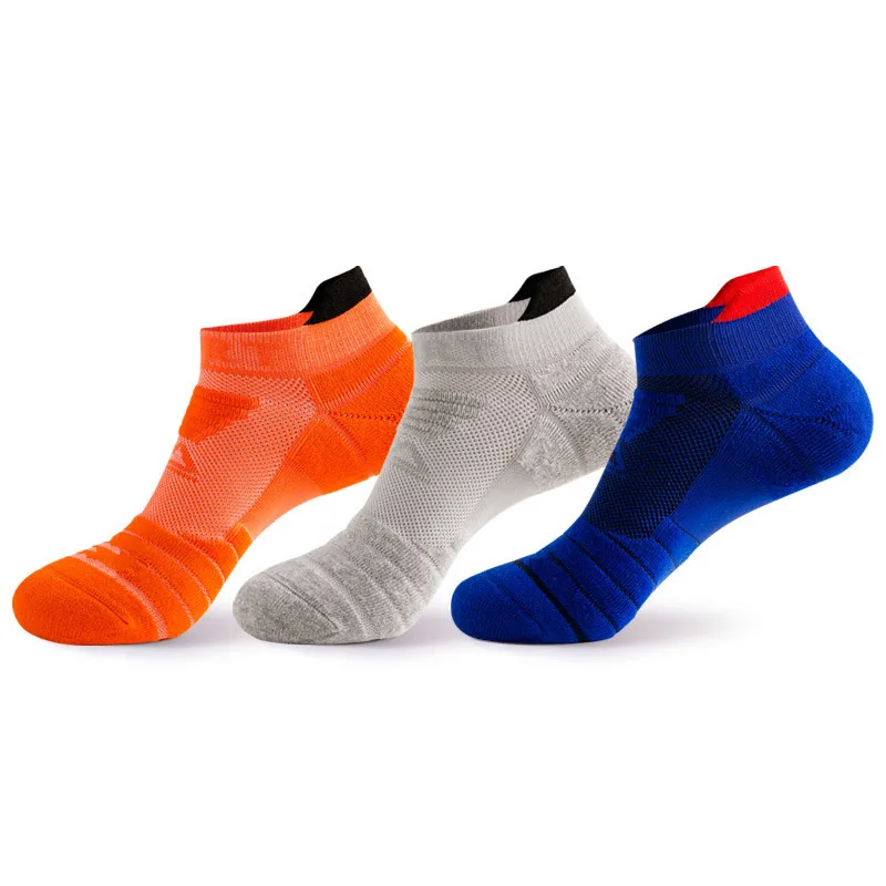 

ML 057 Wholesale Men's Sports Custom Logo Socks Professional Breathable Outdoor Ankle Short Running Socks Men, Custom color