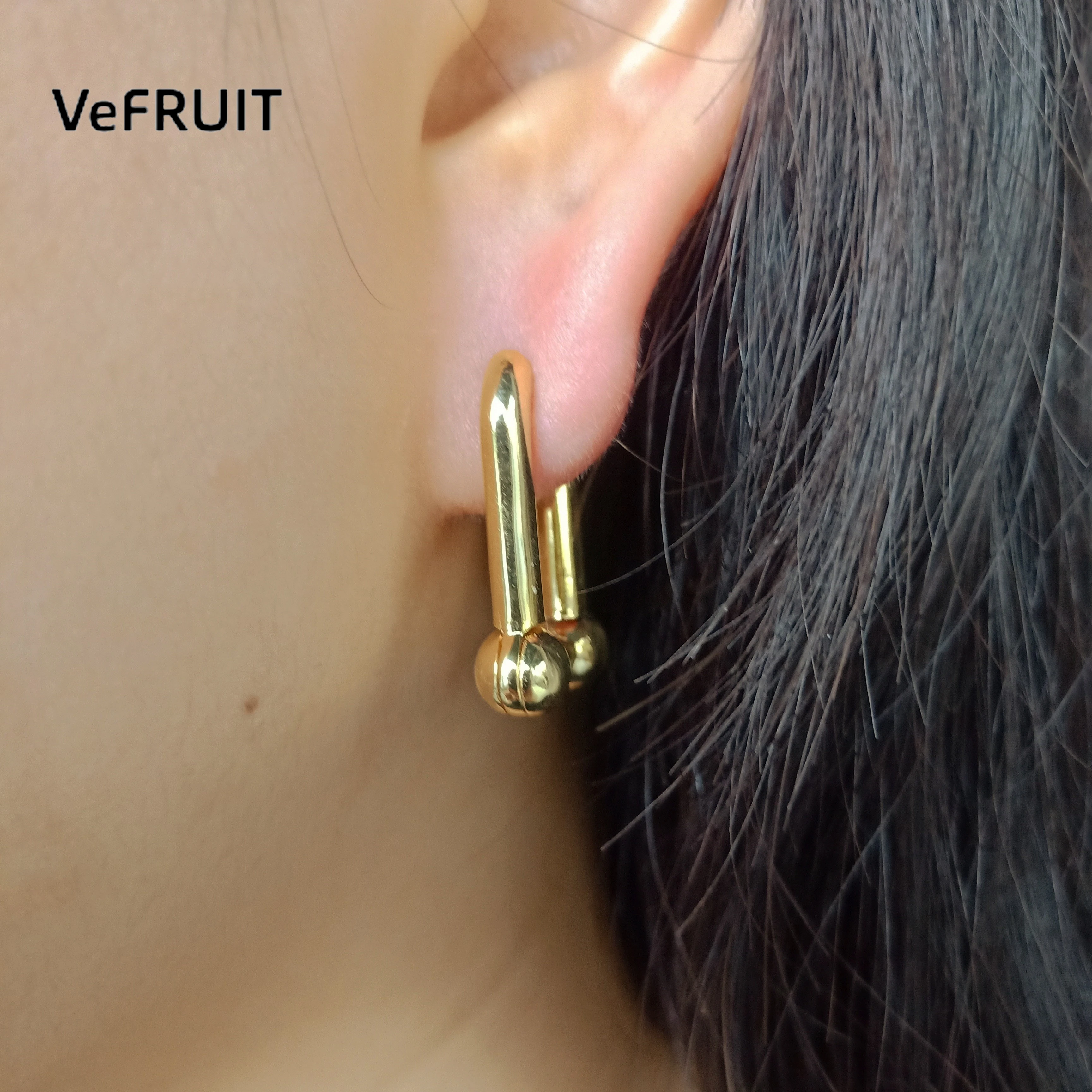 

Fashion Korean African Customized Designer Vintage Popular Brands Geometric Charms Gold Hoops Earrings Vefruit Stud Earing Women