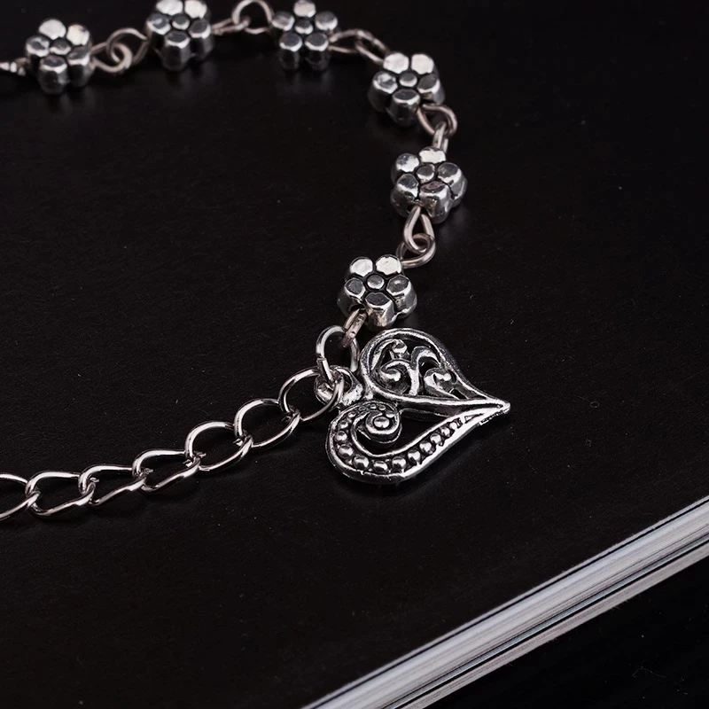 

New Fashion Foot Chain Tibetan Silver Hollow Plum Daisy Flowers Heart-Shaped Anklet For Women, Show in the picture