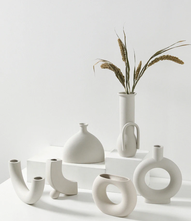 

Modern Porcelain Vases Wedding Decorative Handmade Art Porcelain White Nature Nordic Irregular Flower Ceramic Vase, Matt white