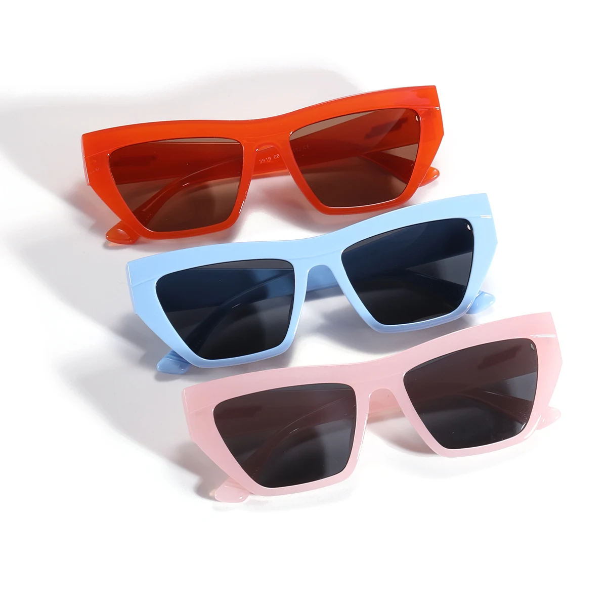 

Wholesale newest fashion plastic frame sun glasses small classic unisex sunglasses, Customized color