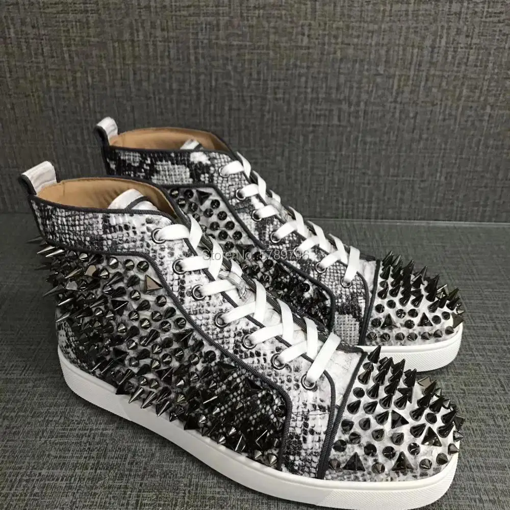 

Red Bottoms White Snake Leather Sports Shoes For Men Casual Fashion Flat Loafers Whole Messy Rivets Runway High Top Sneakers