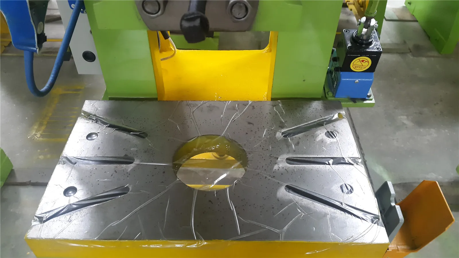 
hot sale electric coin punching machine,plastic hole/circle hole power press for sale 