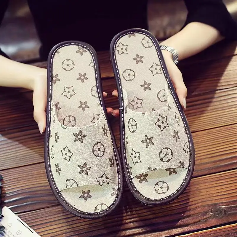 

New home couple flat slippers beach sandals, Pictures
