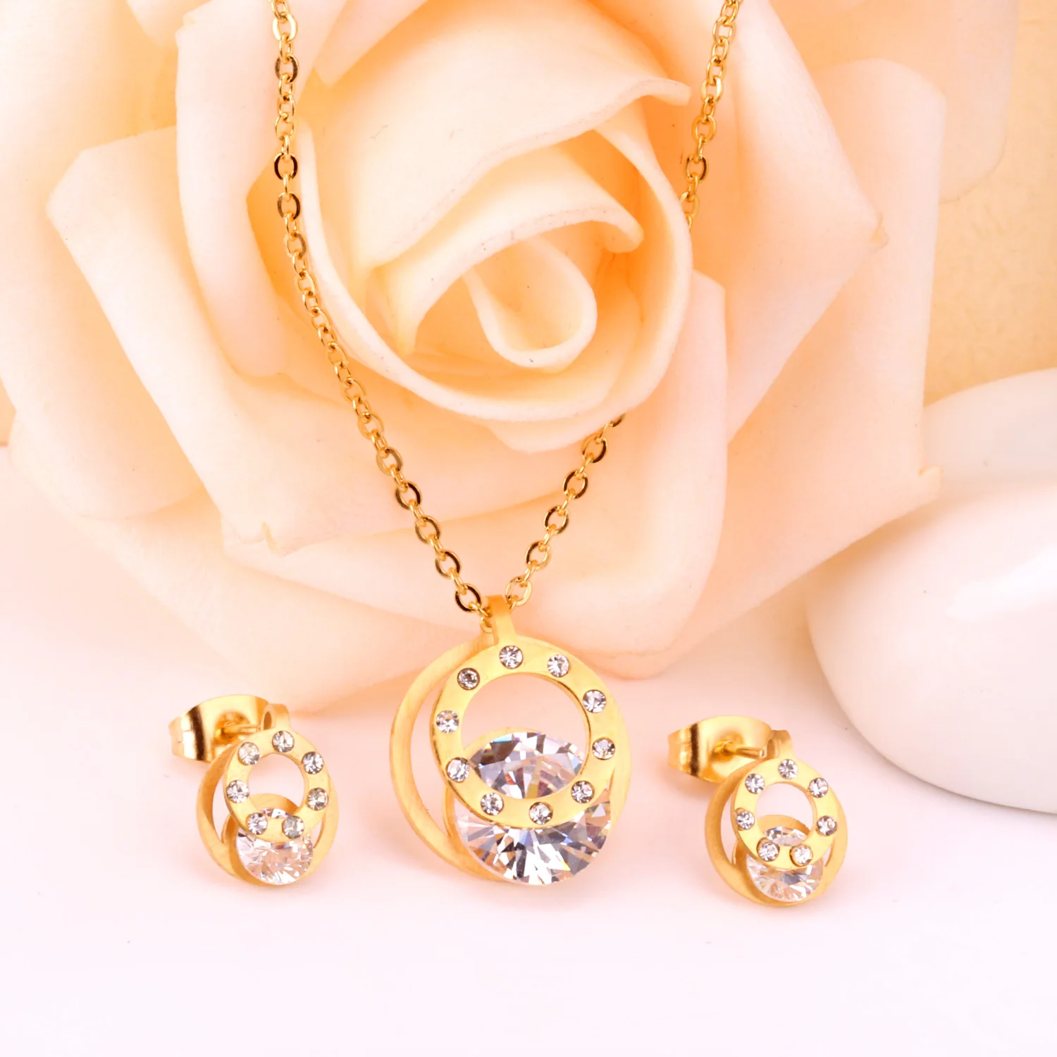 

Zircon Jewelry Set Stainless Steel Jewelry Type Women Earrings and Pendant Statement Gold Jewelry Sets