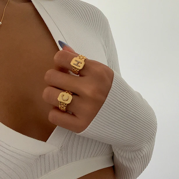 

Custom CZ Stone A-Z Square Initial Rings Wide Letter Geometric Rings for Women Watchband Link Chain Ring Personalized Jewelry, Gold