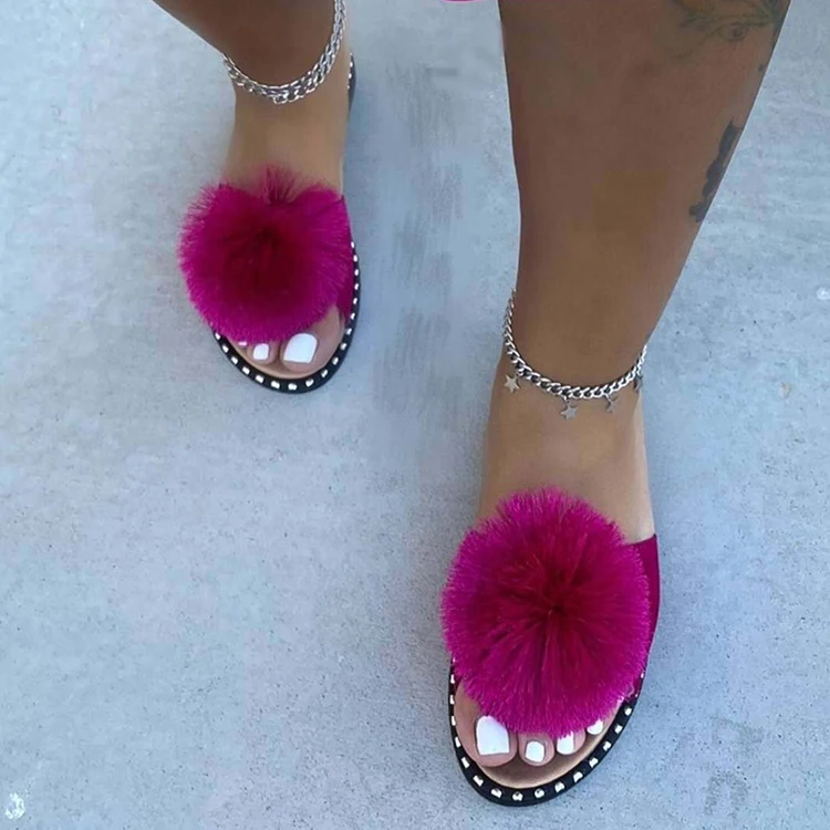 

Summer New Style Large Size Flat-bottomed Fur Ball Flip Flops Ladies Outdoor Slippers For Women