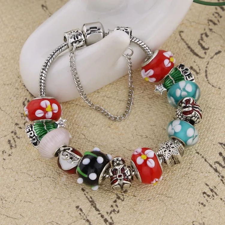 

Christmas Gifts Murano Beads Snowflake Santa Claus Xmas Tree Charm Bracelet Colorful Christmas Bracelet for Women Girls