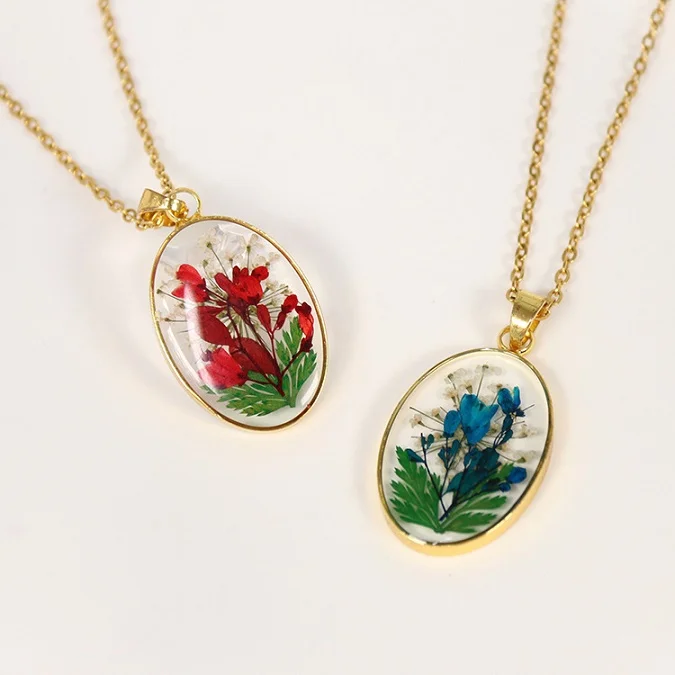 

Handmade Dried Pressed Real Flower Oval Pendant Necklace Resin Jewelry For Women Girls