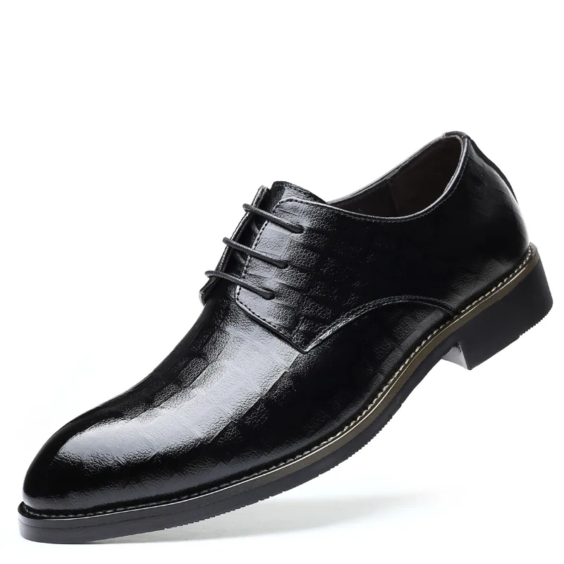 

Men Classic Black Dress Shoes chaussures hommes en cuir Gentlemen Shoes Wedding Elegant Party Men Leather Shoes