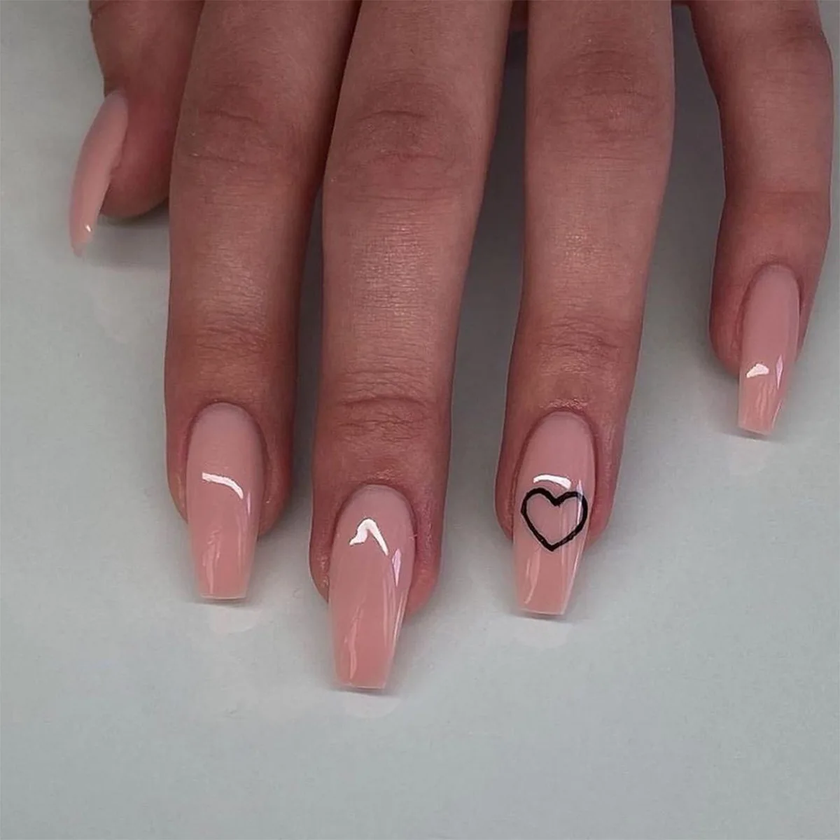 

2021 new hot sale Color fashion full cover false Nail set Nude Short Ballet Love Heart Wear Fake Coffin Nail Finished Nail Tips