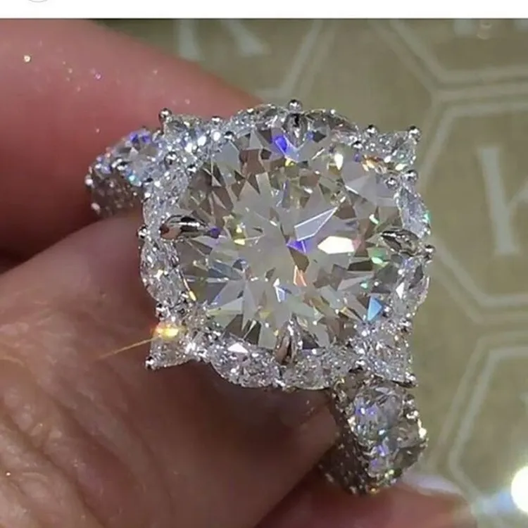 

Round ultra - flash diamond ring gold plated gemstone for women