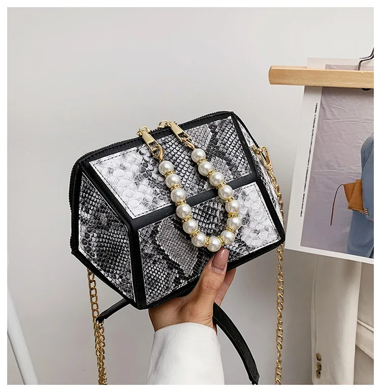 

Unique design pearl handle snake print bags women shoulder ladies serpentine crossbody purses and handbags 2021 with chain, 7colors