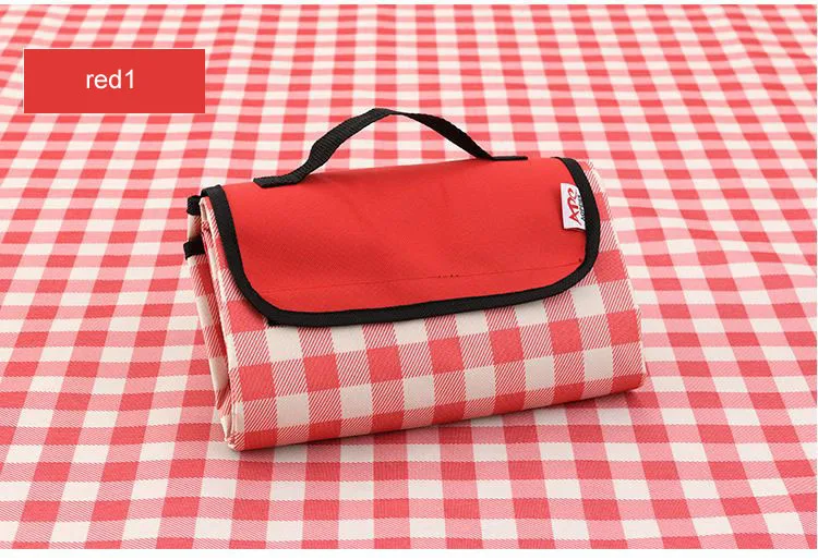 Wholesale waterproof beach picnic blanket oxford foldable beach mat for hiking