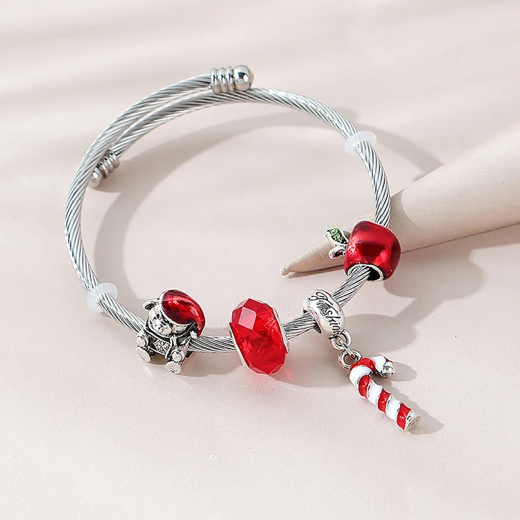 

Fashion Red Christmas Apple Charm Bracelet Rhinestone Crystal Glass Bead Charm Bracelet For Christmas Party