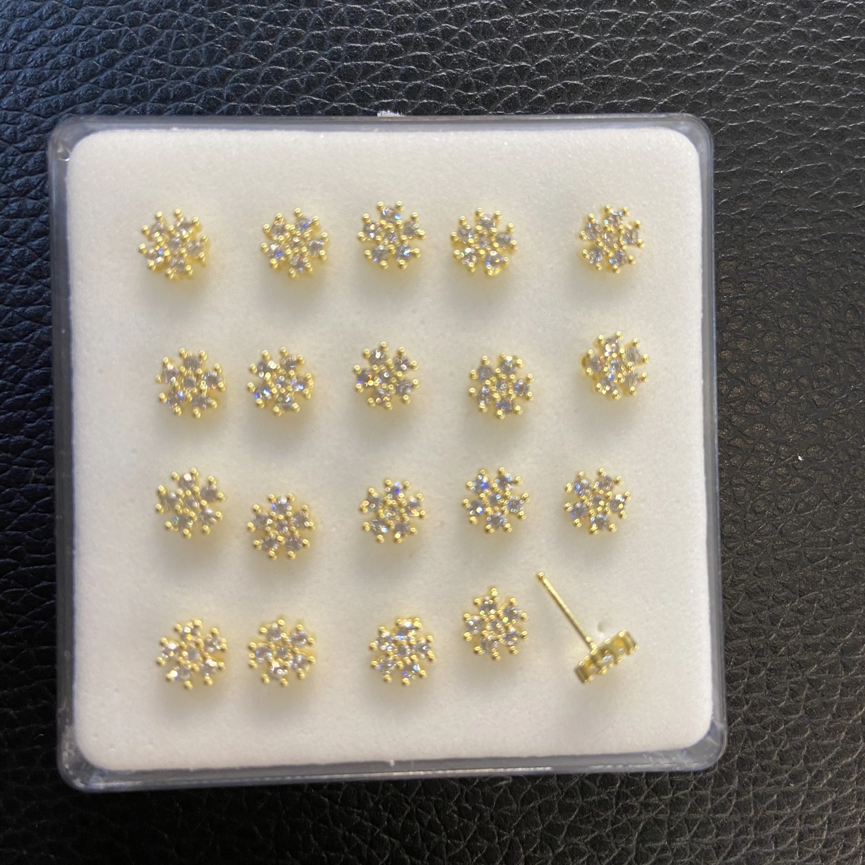 

Flower shape 925 Sterling Silver Nose Pin Lady Body Piercing Jewelry