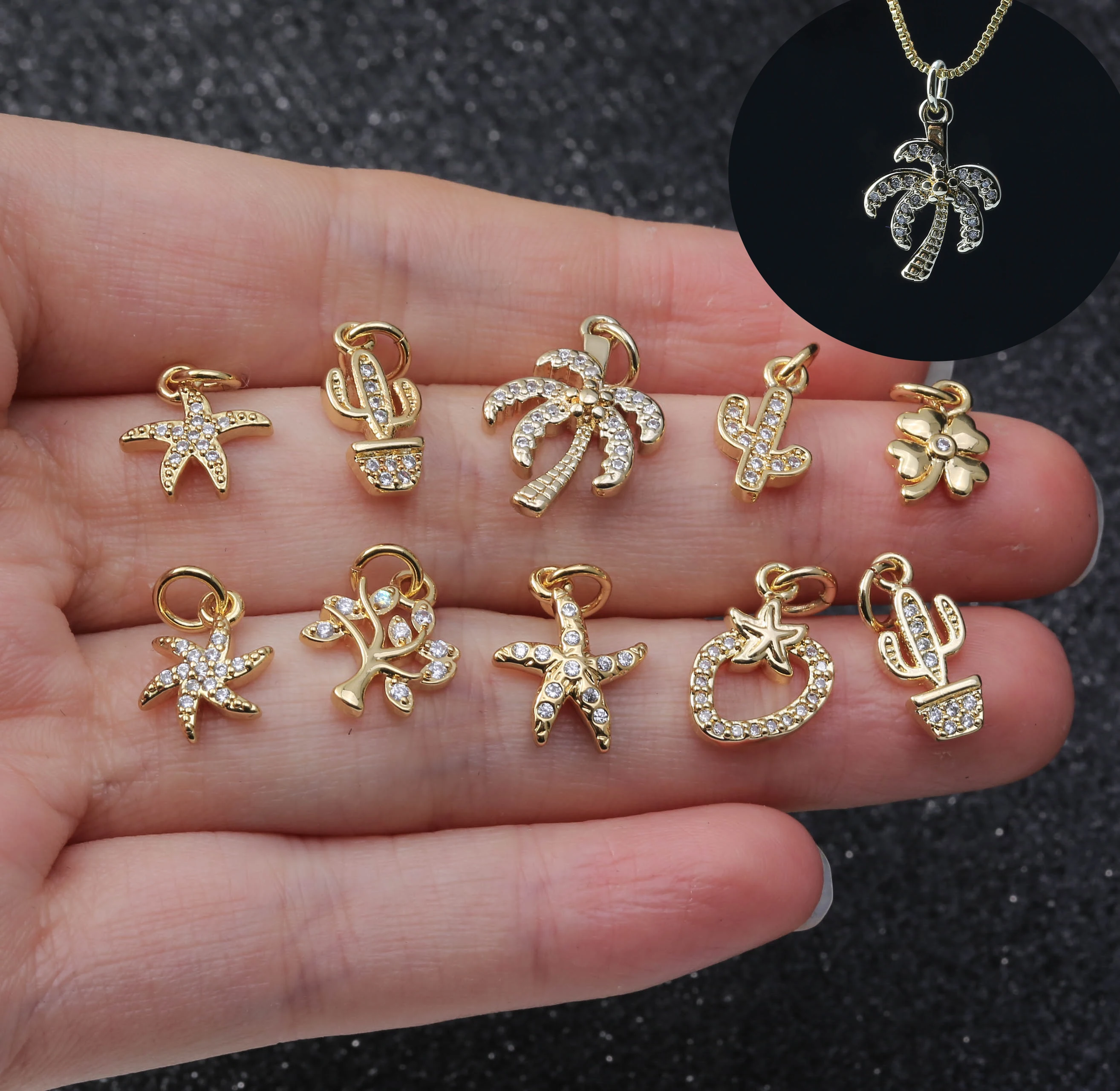 

New Customs Jewelry Accessories Gold Plated Micro Pave Cubic Zirconia Moon Charms Pendant For Necklace Bracelet Jewelry Making