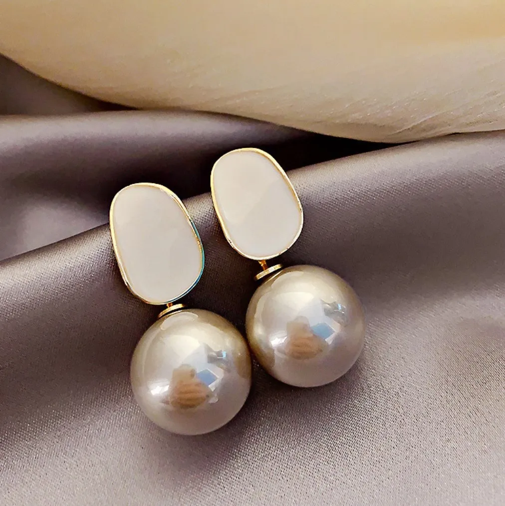 

pearl drop earrings women S925 silver Retro plated gold pearl small earring new trendy drop personality earrings Zircon Designs