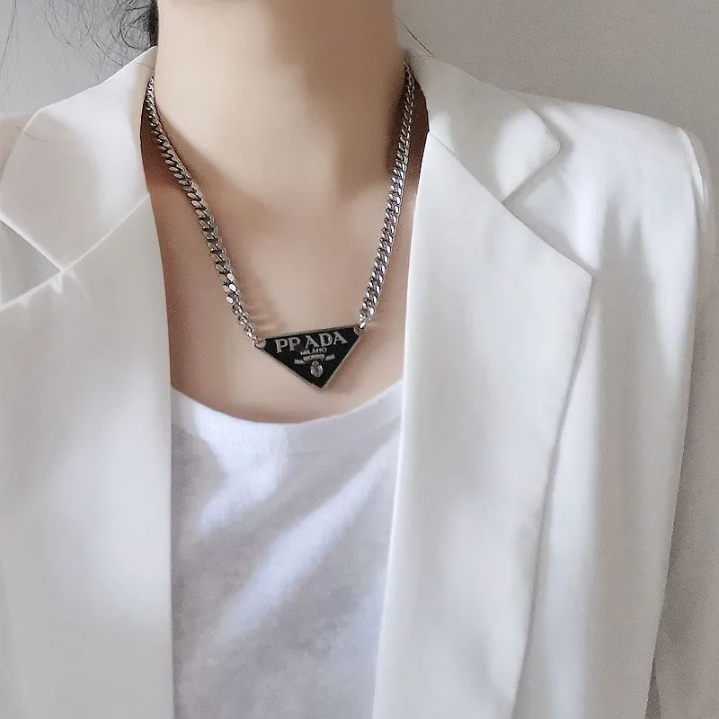 

New stainless steel triangle simple pendant necklace