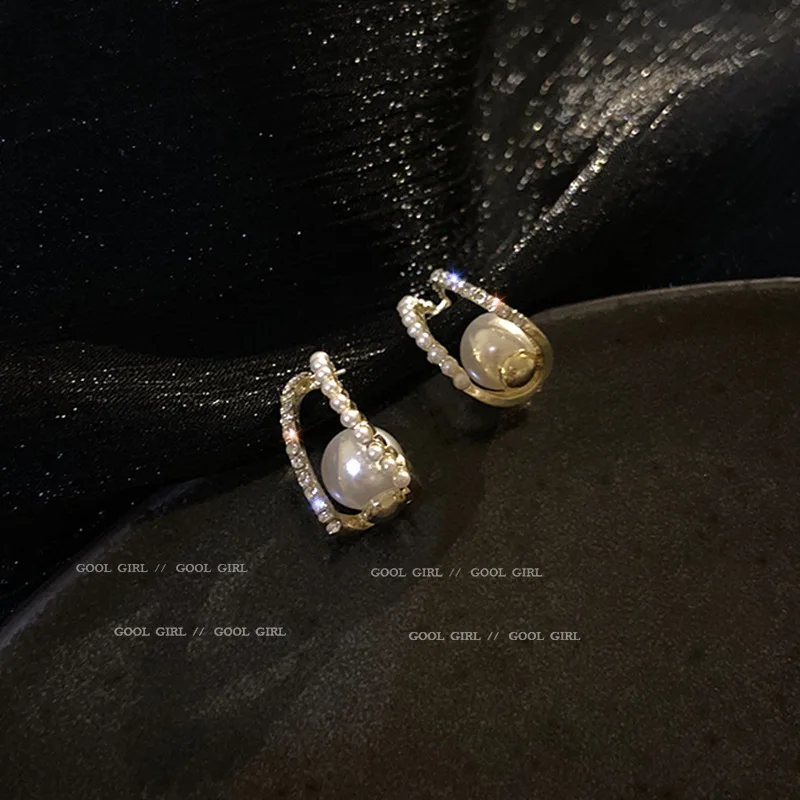 

2021 trendy wholesale pearl crystal fashion accessory earring