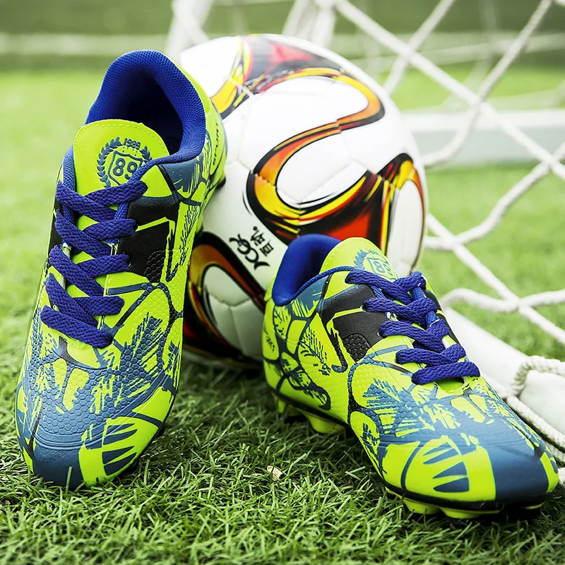 

2021 Soccer Shoes Men Football Shoes Kids Boys Summer Breathable Sneakers Anti-skid Sport Shoes Outdoor football sports sneakers, Blue/red /green