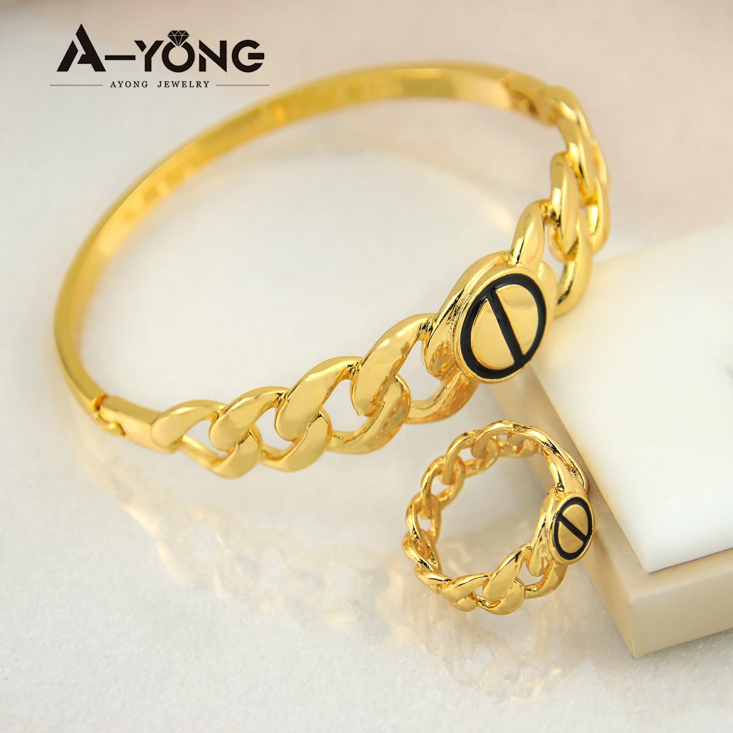 

Hot Sale Black Color Bracelet Rings Zircon 18k Jewelry Set Gold Plated for Women