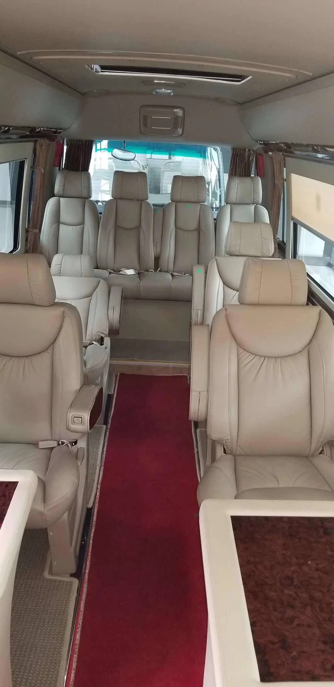 
6 to 8 meter travel coach/bus 