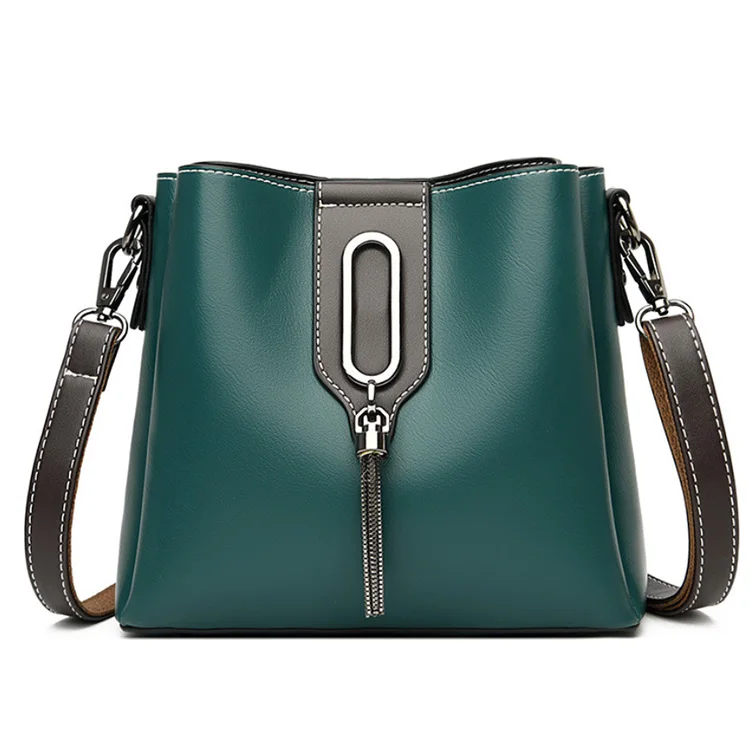 

Designer Brand Tassel Bucket Bag Vegan Green Leather Chain Handbags Crossbody Women Hand Bag 2021 for Ladies, Oem