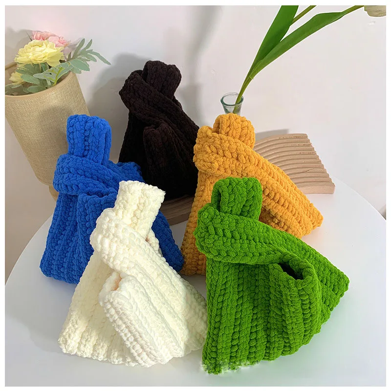 

Wholesale Designer Wool Material Knitted Women Green Clutch Diy Knitting Tote Handbag Purse Fur Handmade Crochet Knot Wrist Bag, Picture show