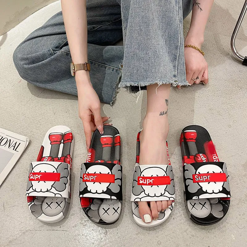 

New Arrival European and American Unisex Beach Sandals Wholesale Cartoon Print Men's House Slide Slippers