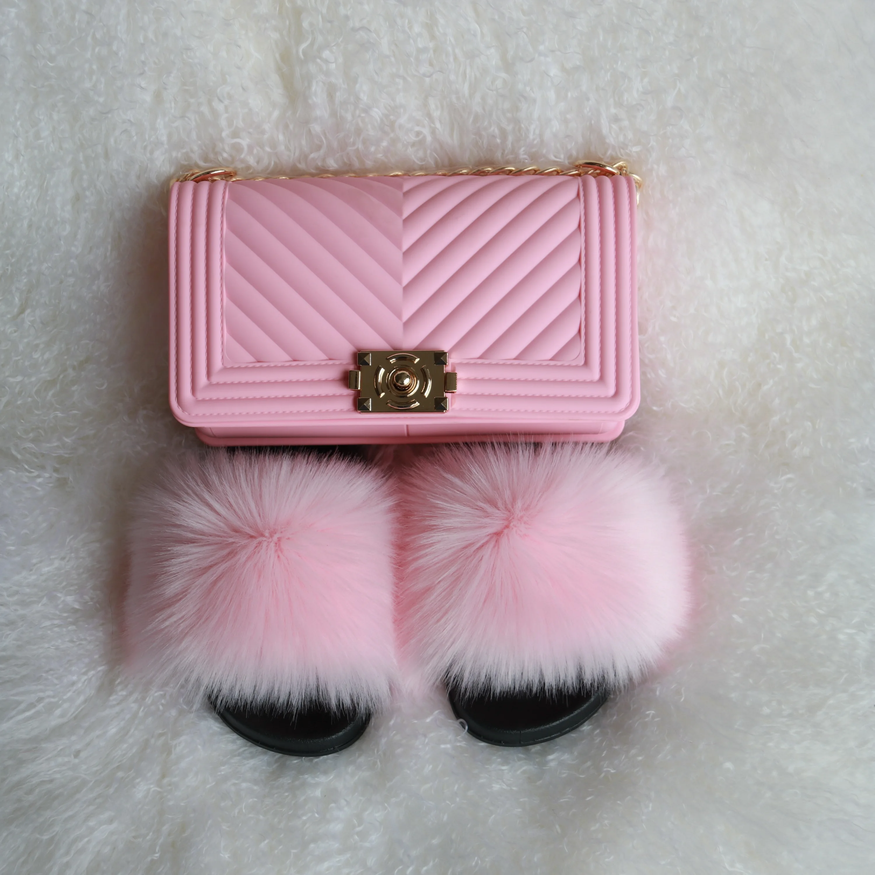 

Curlyfur Fluffy Slides Fur Slipper and Matching Handbag