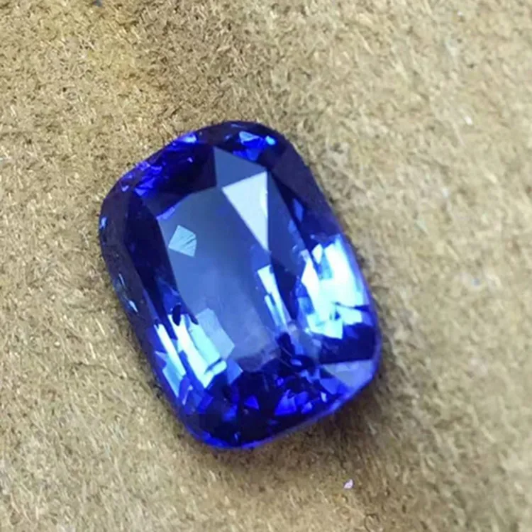 

High Quality Sri Lanka Loose Gemstone For Jewelry Making 3.53ct Natural Unheated Cornflower Blue Sapphire