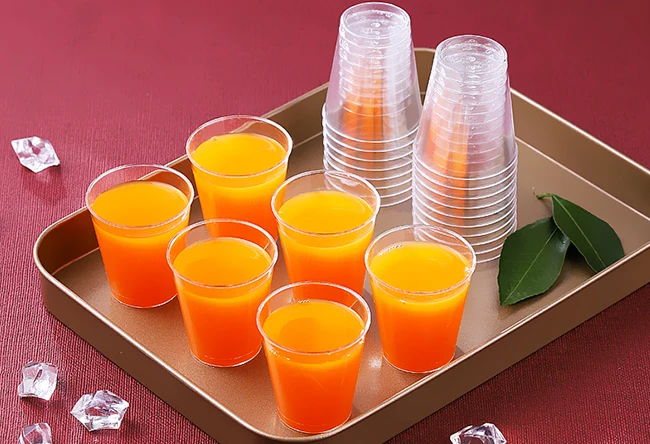 1.5oz plastic cup.jpg