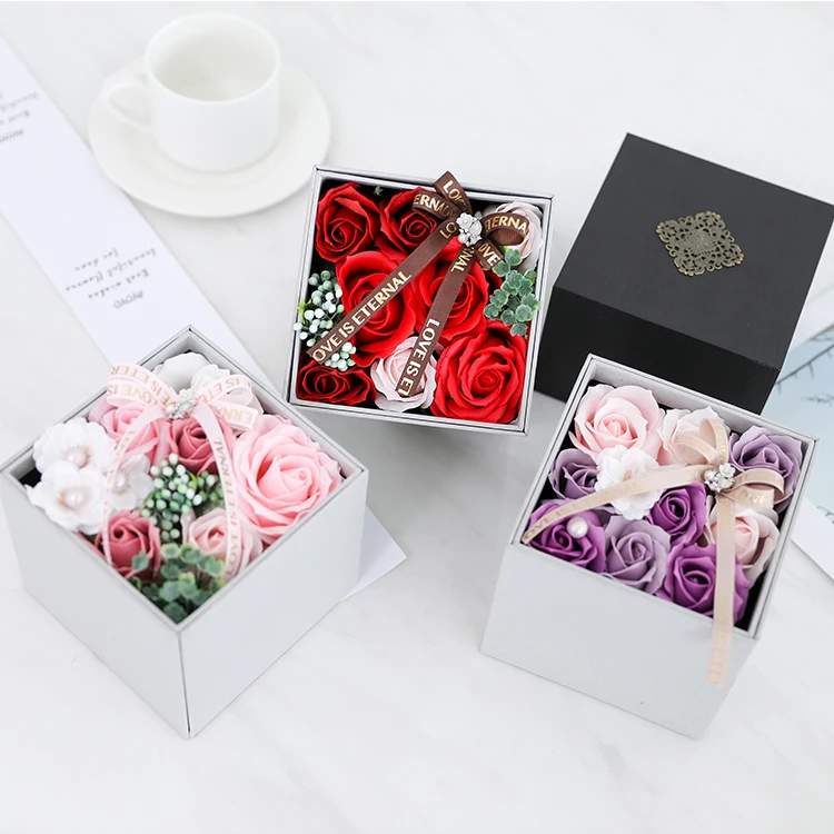 AYOYO Eco-Friendly Factory High Creative Gift Rotating Special Logo Gift Box Rose Head Soap Flower Valentine's Day Gift 2026