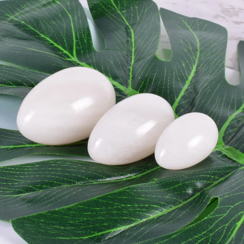 

2020 Amazon hot selling 3 in one set white jade Yoni Eggs for vaginal Nephrite Jade