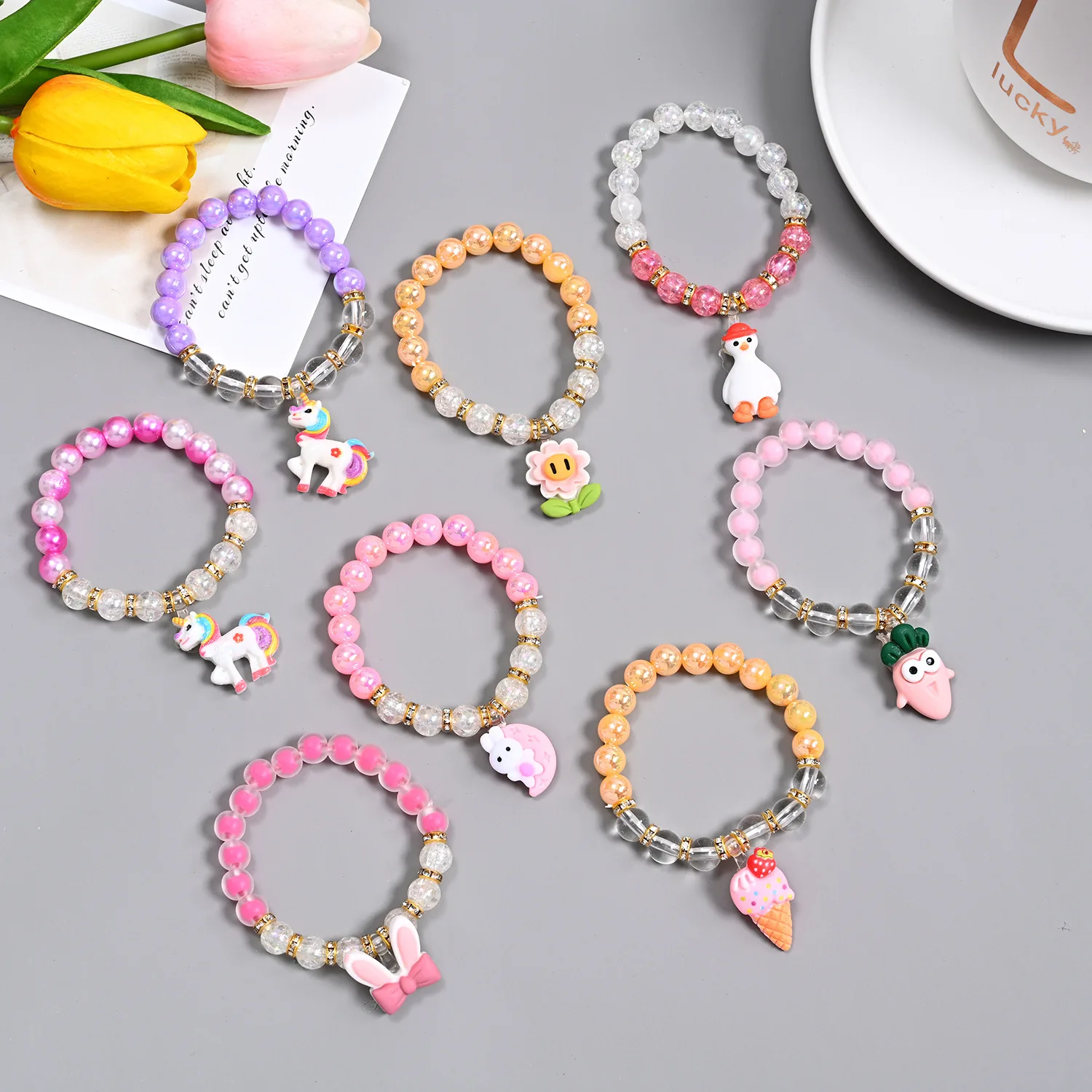 

Cartoon DIY Animal Charm Beaded Bracelet Girls Little Princess Style Jewelry Mix Colors Acrylic Beads Bracelets For Children