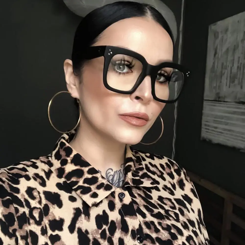 

GV16079 Promotion Clear Lens Black Leopard Sunglasses Unisex Big Rivet Square Sunglasses, As picture