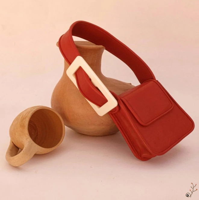 

French simple design fashion square button shoulder armpit hand bag for Women 2021 Handbag, The same colors as photos