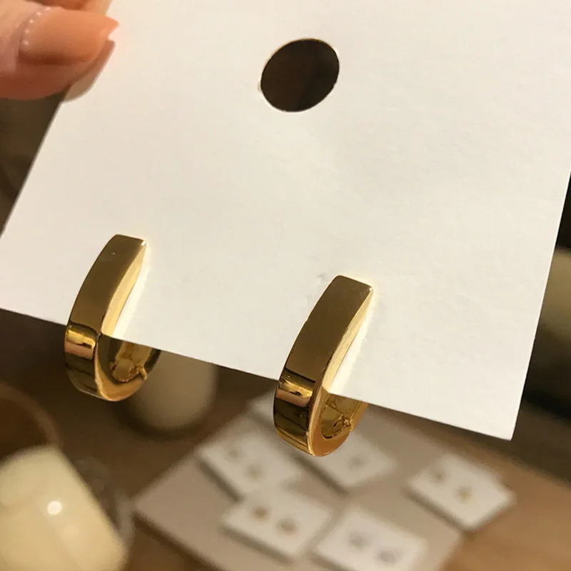 

Retro Simplicity U-Shaped Earrings Korea Style Ear Ring Europe And America Ear Buckle Supplies, Golden