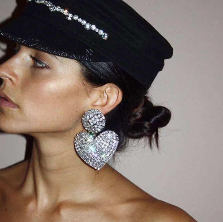 

Large heart rhinestone Flash full diamond shaped earrings