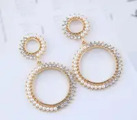 

Simple imitation pearl rhinestone earrings circle geometric earrings wild light luxury earrings