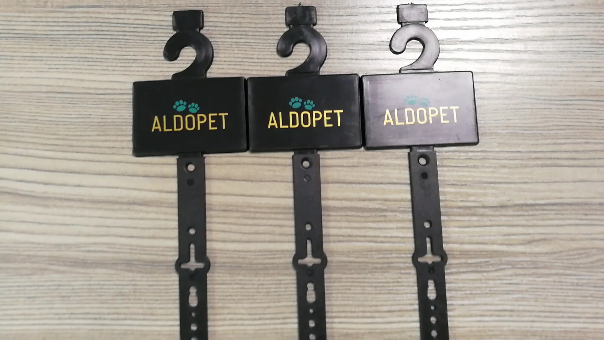 Bulk Retail Shop Display Supplies Smooth Belt Hanger Hooks Plastic Tie